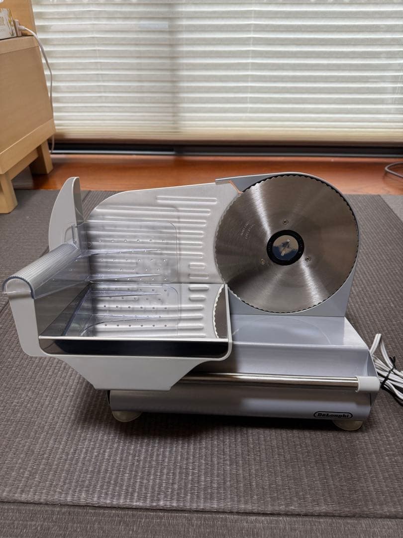 デロンギ電動フードスライサー SL360