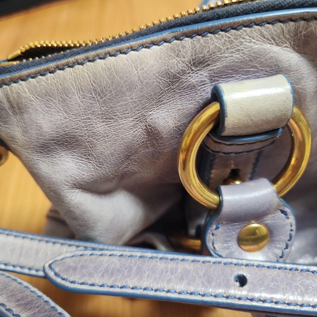 MIU MIU 薄青　レザー ショルダーバッグ