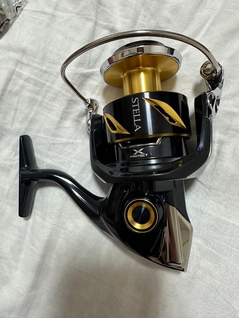 19STELLA SW 8000HGスピニングリール