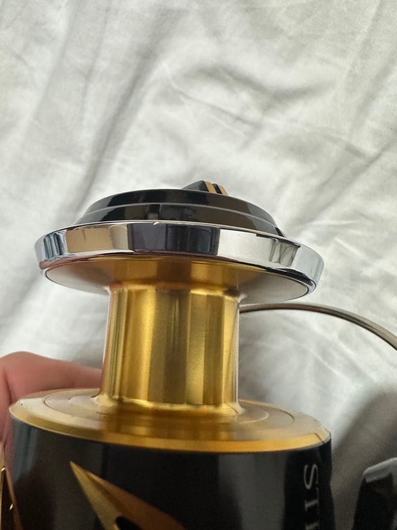 19STELLA SW 8000HGスピニングリール