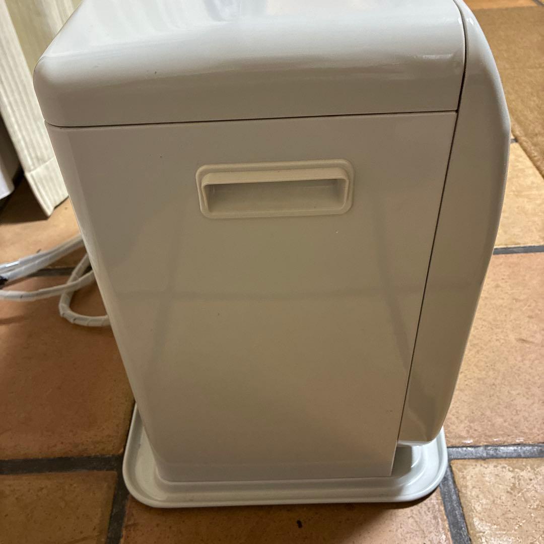 大部屋用　コロナ石油ファンヒーター　7.2ℓタンク　アイボリー系