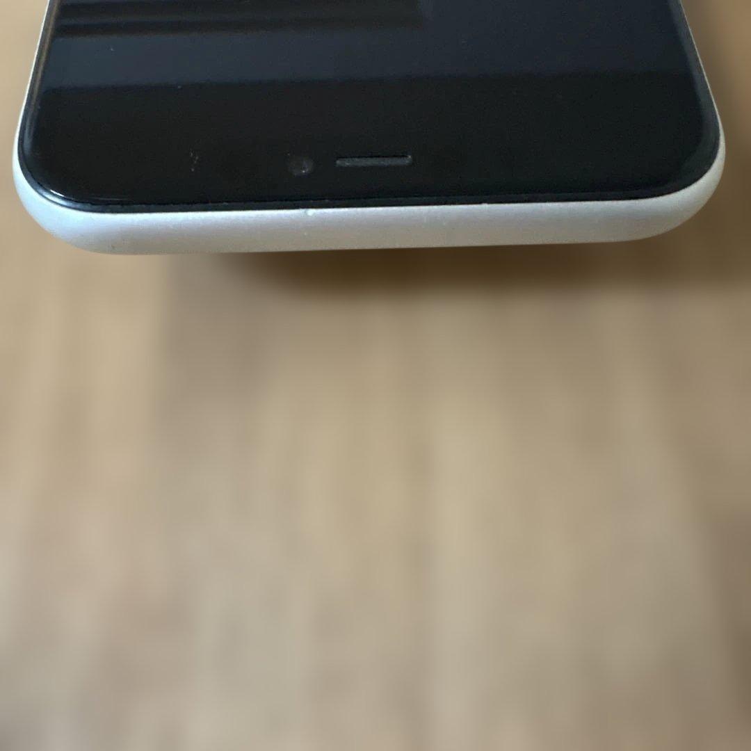 iPhone 11 本体 白（ホワイト） 64GB SIMフリー