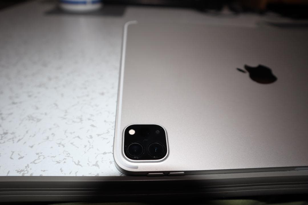 ipad pro 11第3世代512GB　wifiモデル　ケース付き