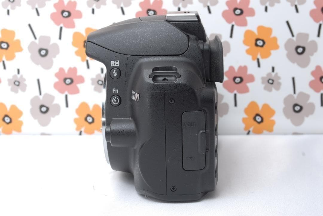 ❤Nikon D3000❤一眼レフカメラ❤ショット数1913回！❤撮影基本セット