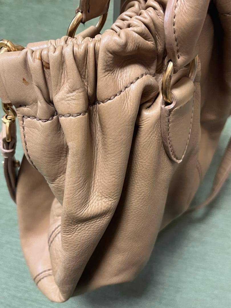 miumiu バッグ