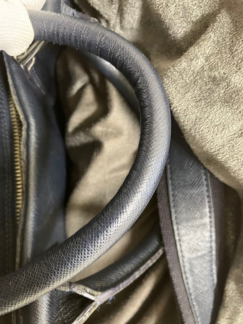 ペッレモルビダ　キャピターノ2室タイプ　ネイビー　日本製