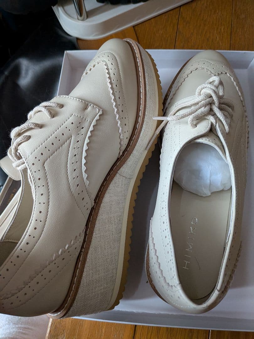 卑弥呼 ホワイト 厚底レースアップシューズ