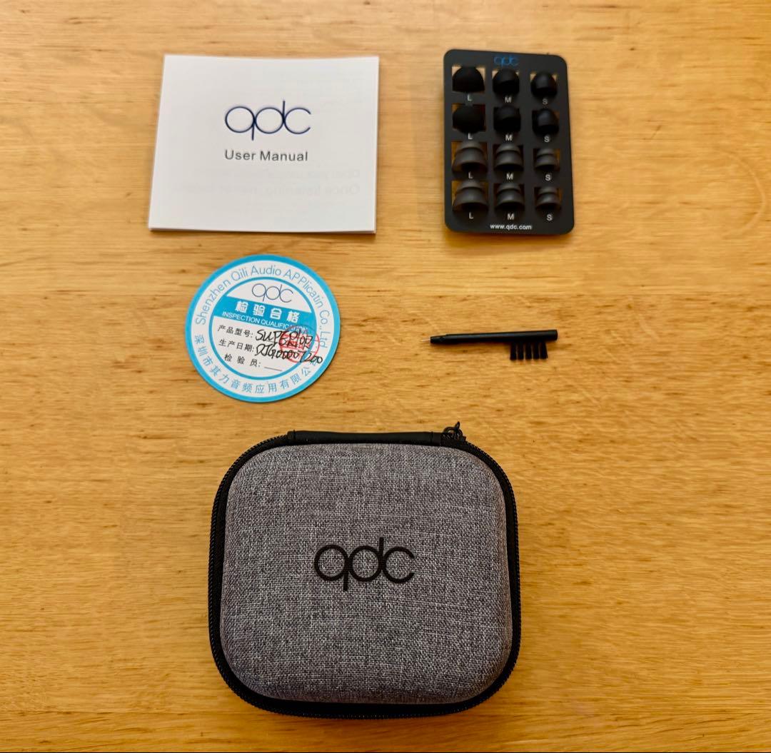 【美品】qdc SUPERIOR BLUE 有線イヤホン
