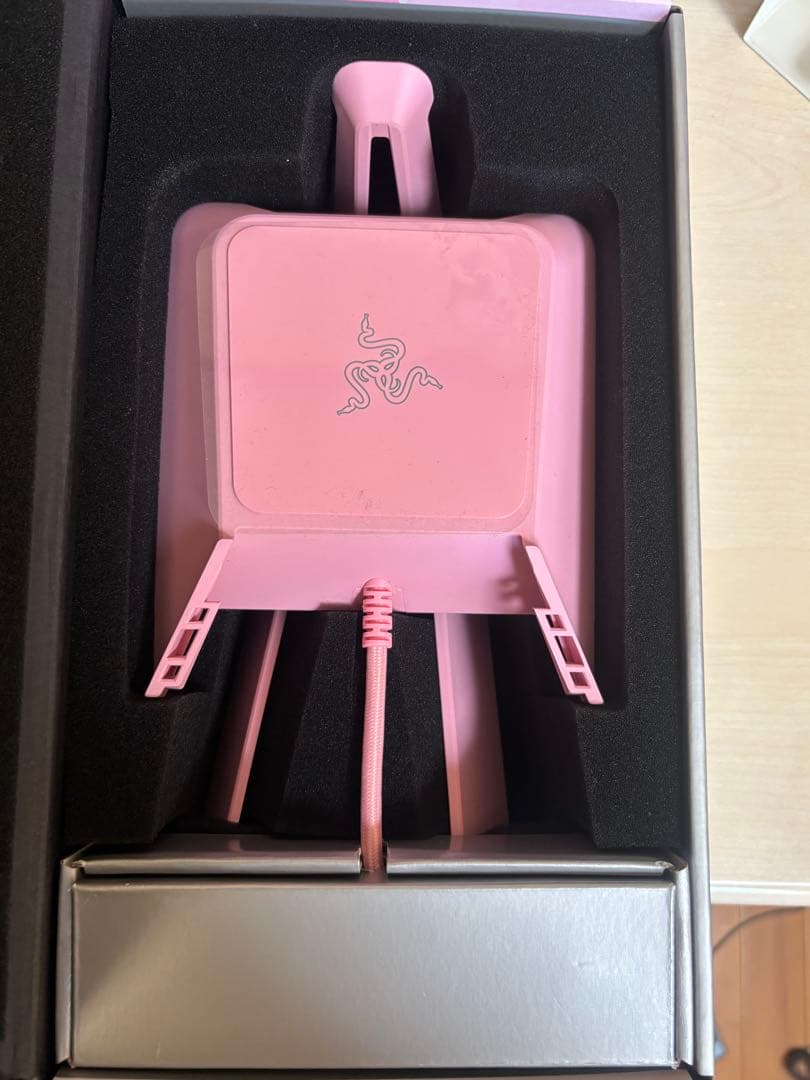 Razer Kraken BT 猫耳ゲーミングヘッドセット＆スタンド