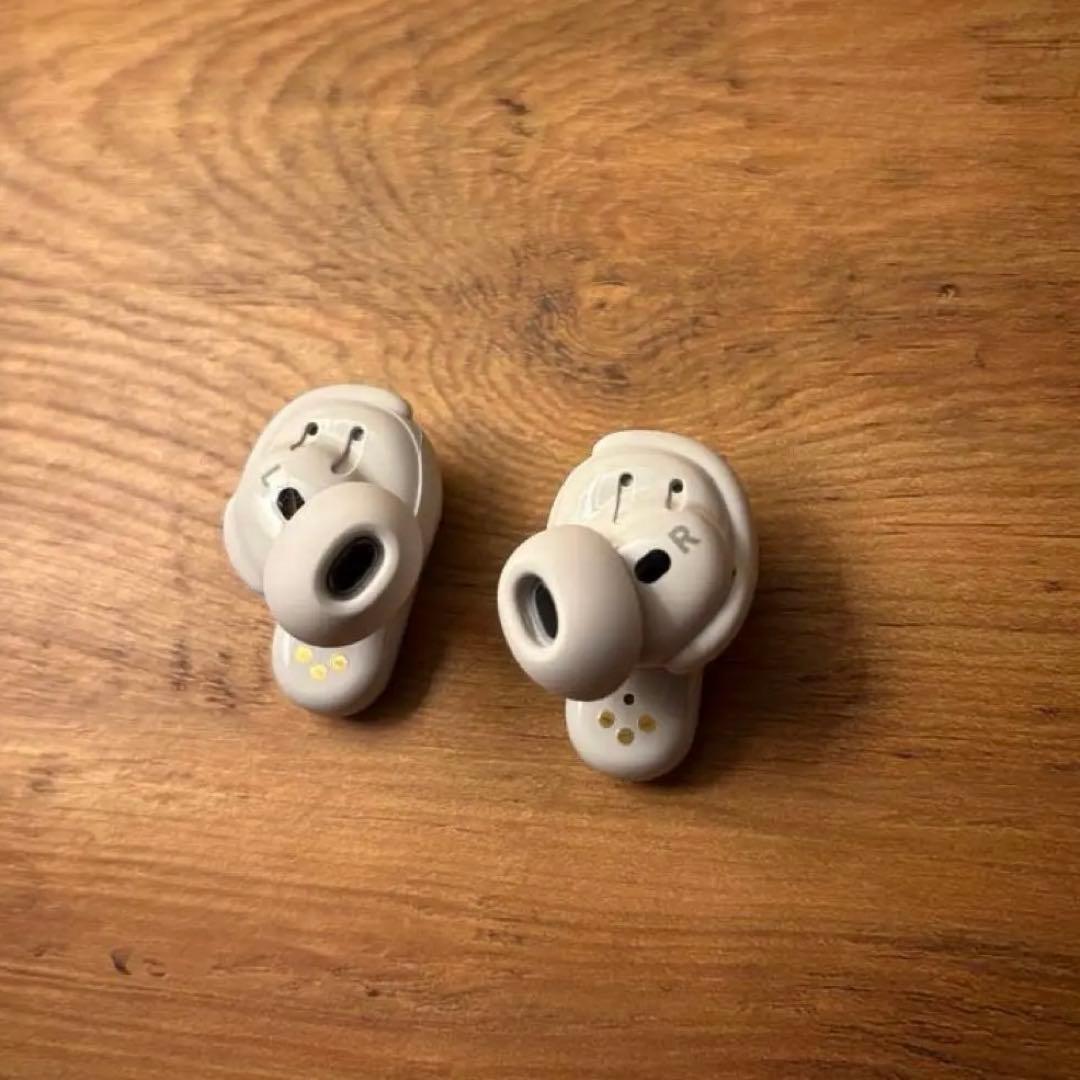［美品］BOSE QuietComfort Ultra ワイヤレスイヤホン