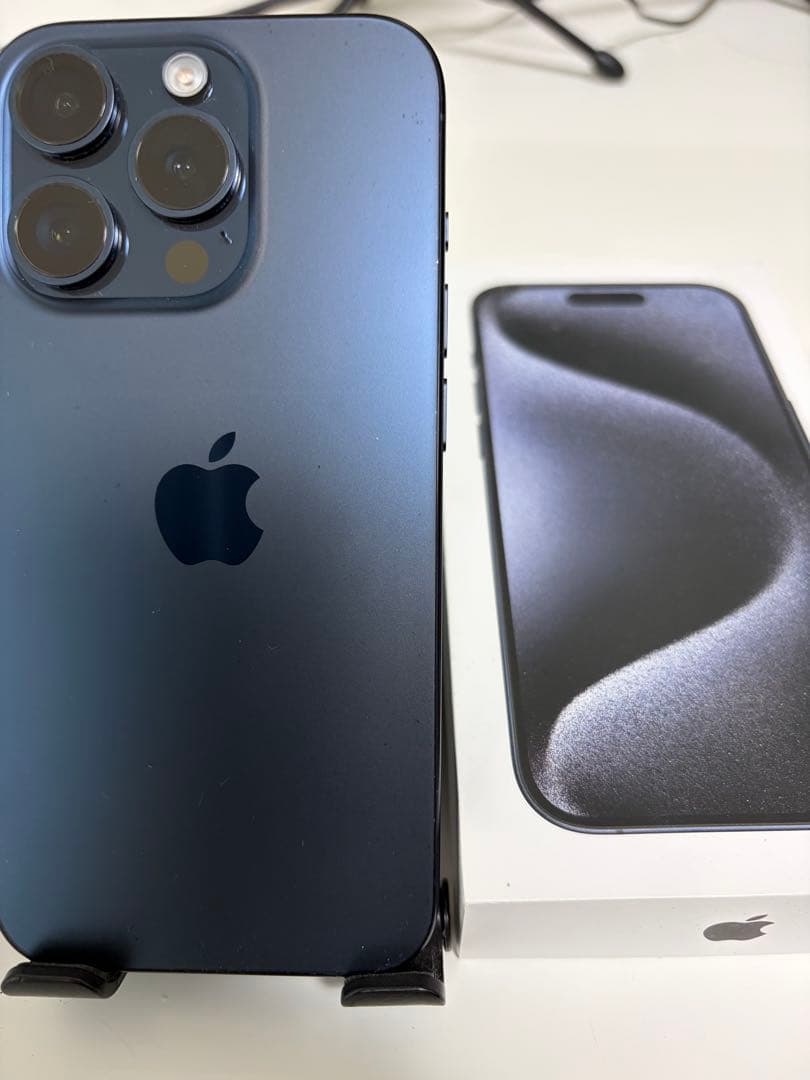 iPhone 15 Pro 128GB ブルーチタニウムSIMフリー　ジャンク品