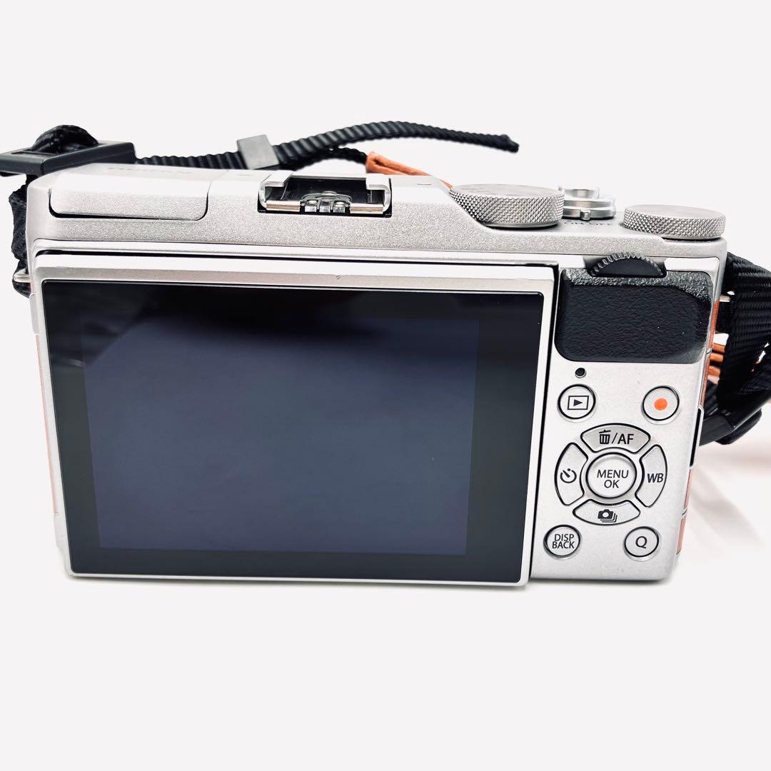 美品♪ FUJIFILM X-A5 ブラウン　15-45mmレンズキット