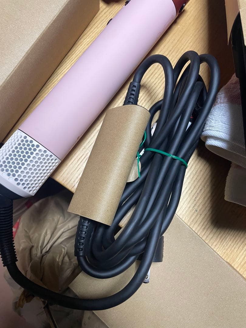 Dyson Airwrap i.d.マルチスタイラー&ドライヤー hs08