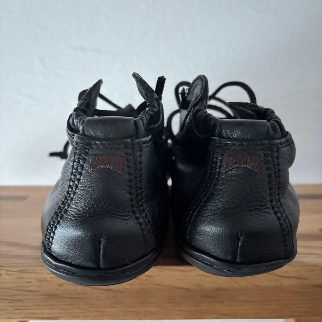 美品 カンペール ライトニナ レースアップ バレエシューズ ブラック 37