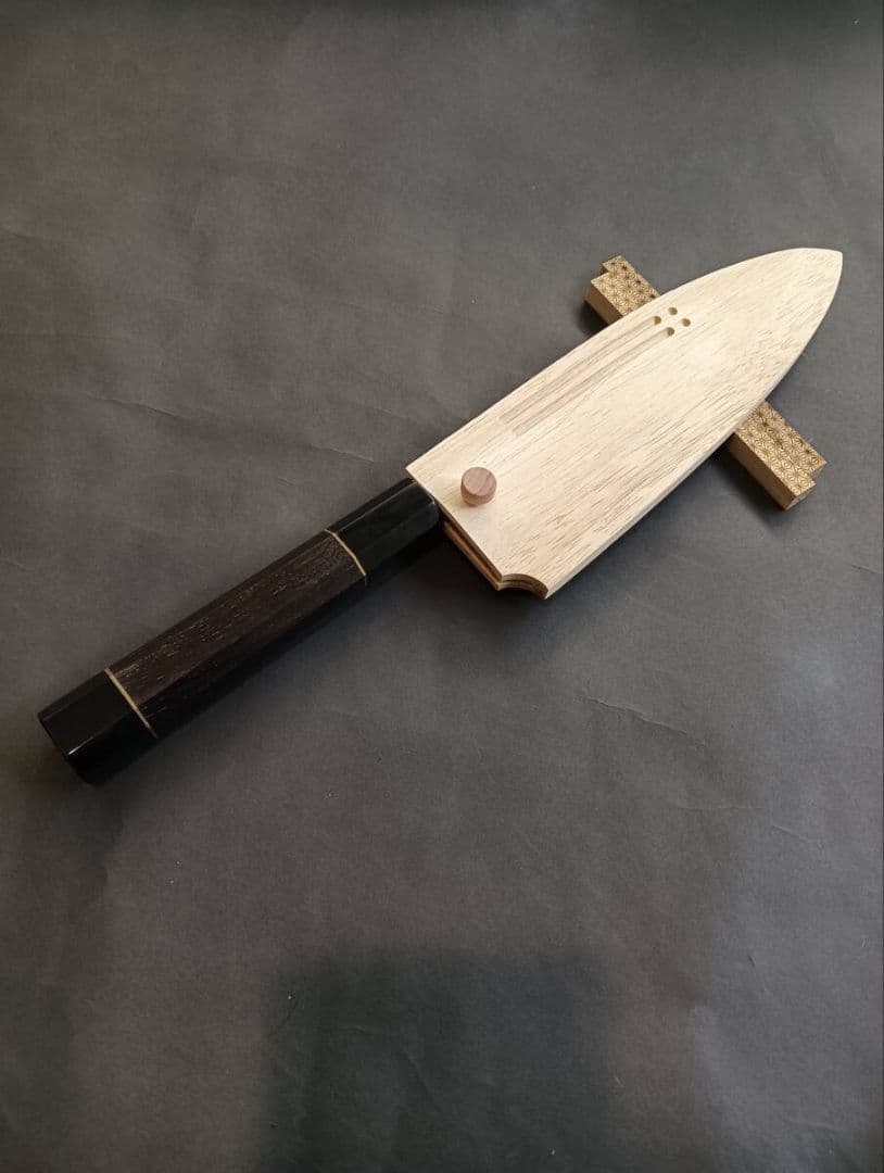 新品鞘付き 鏡面出刃包丁 190mm VG10本焼き 黒檀柄　木製鞘付き