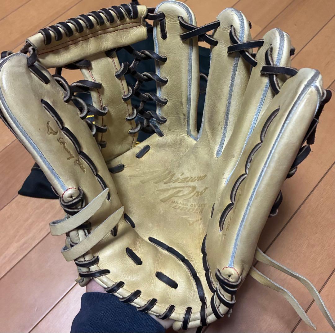 Mizuno 硬式グローブ ベージュ ボール付き