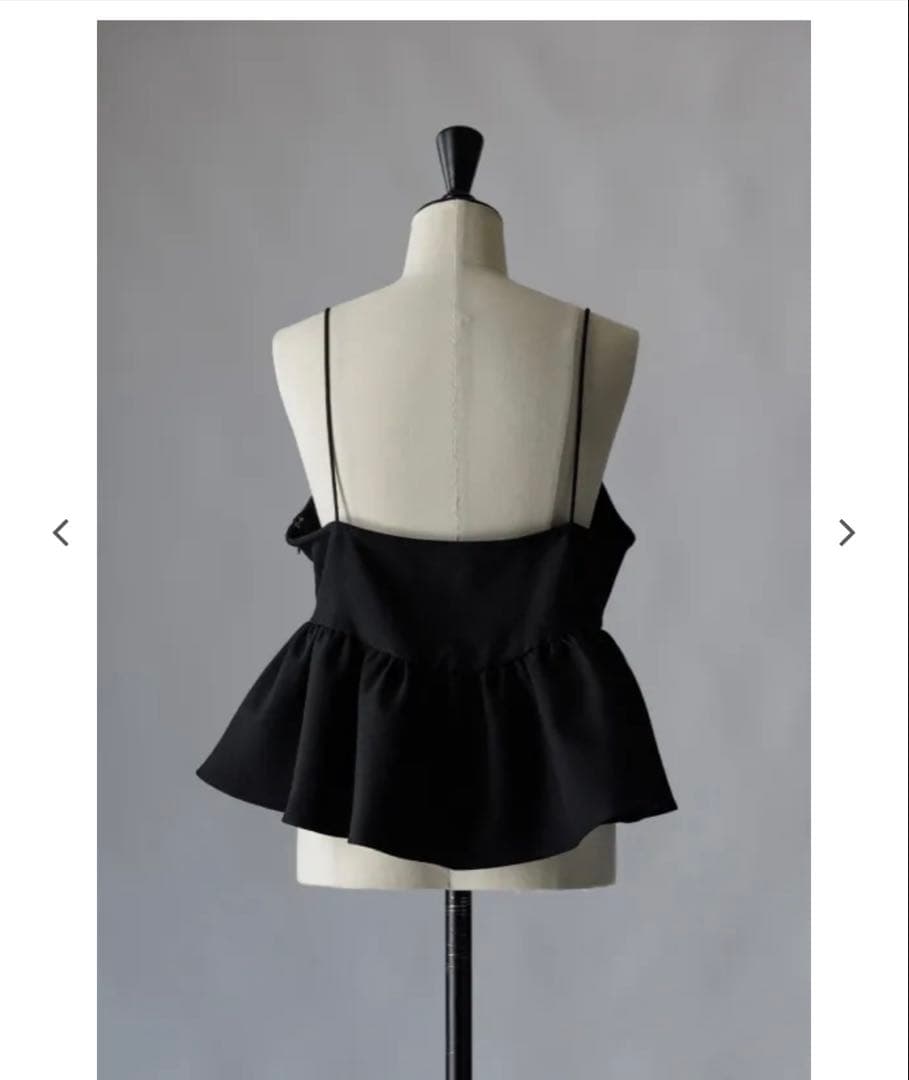 t.japan フリルビスチェ　ブラック