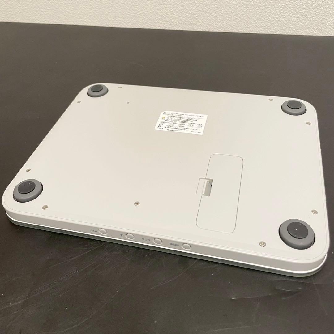 OMRON オムロン 体重体組成計 カラダスキャン ホワイト KRD-608T2