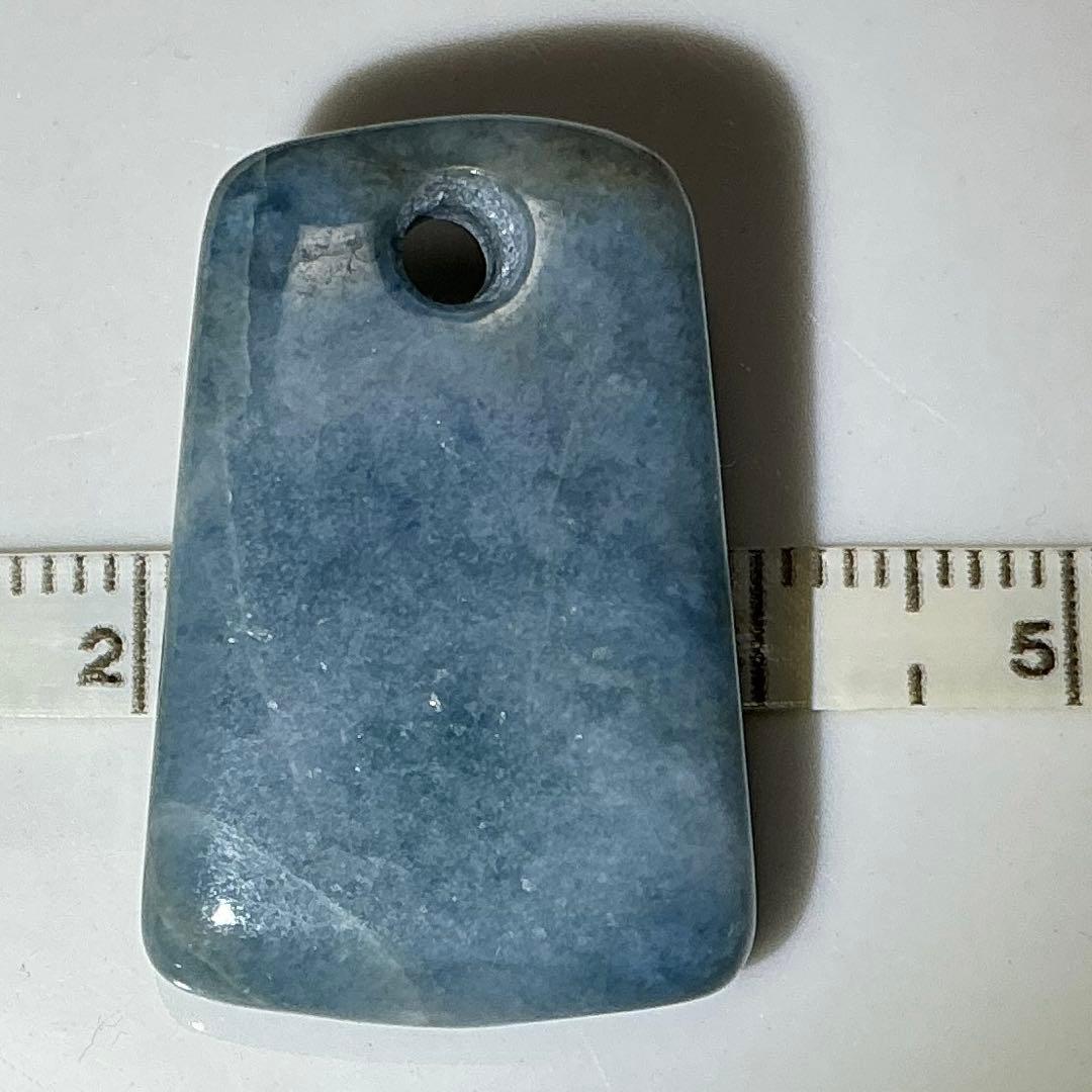 コン沢翡翠　銅鐸型ネックレストップ