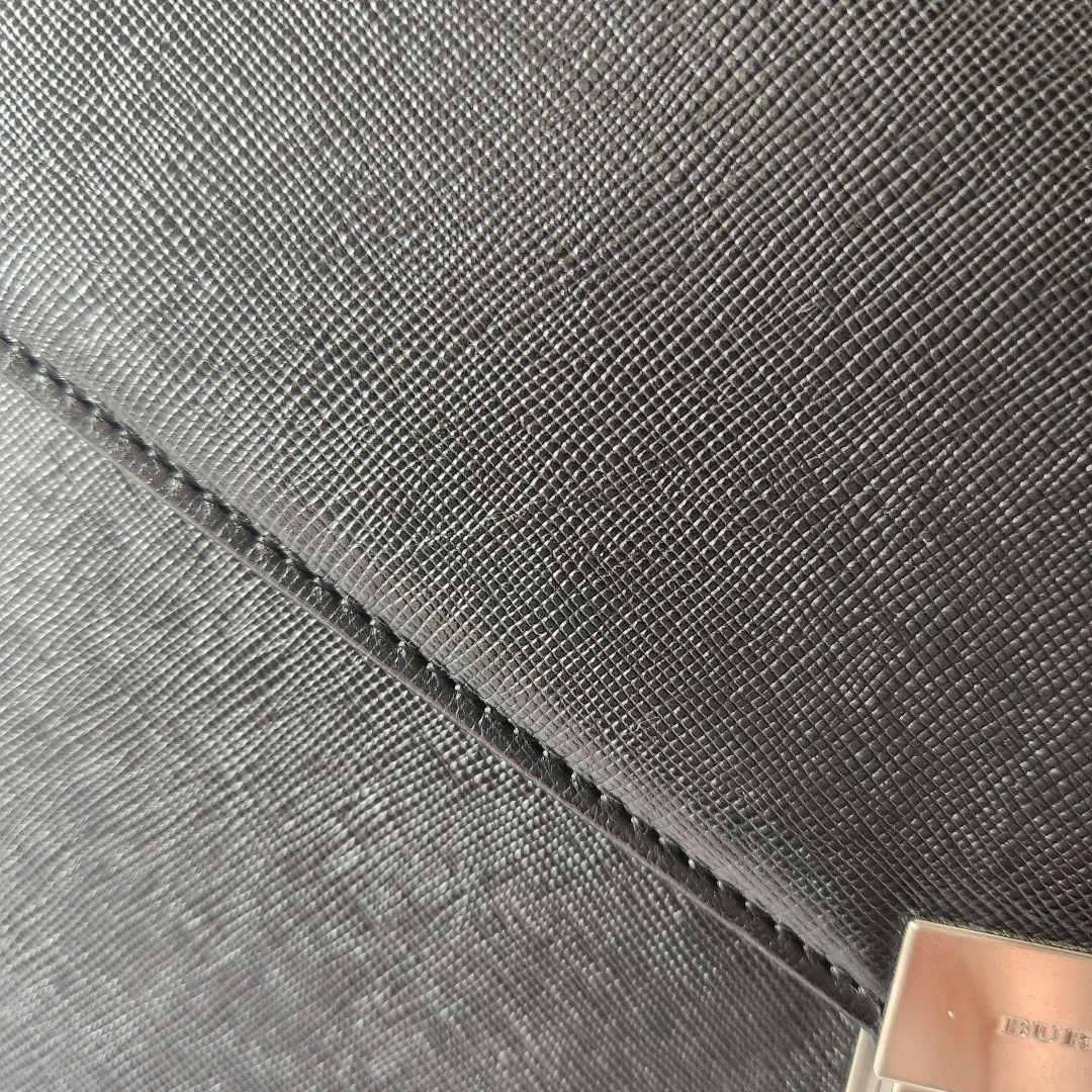Burberry 高級ビジネスバッグ　ダレスバック　鍵付き　サフィアーノレザー