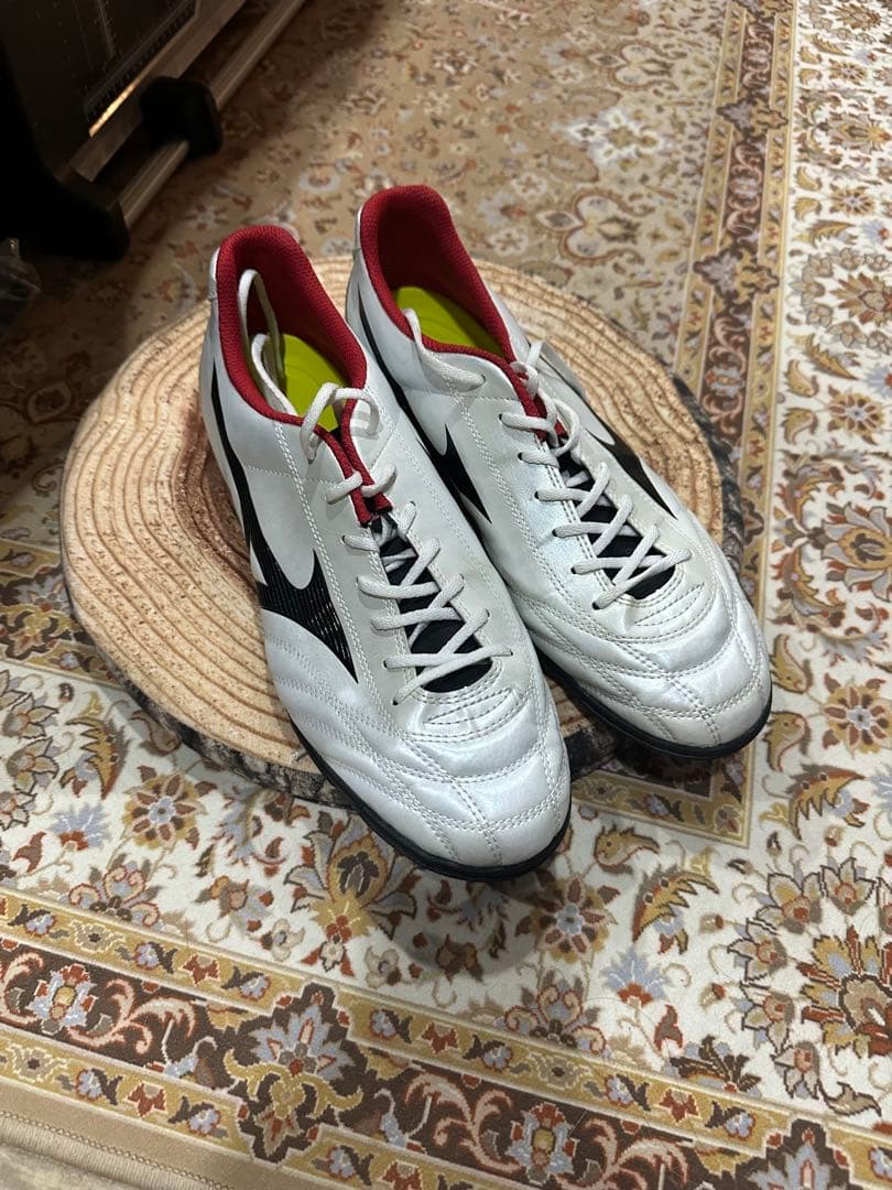 Mizuno Morelia Neo サッカーシューズ 28.0