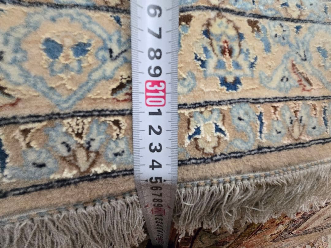 ペルシャ絨毯 ナイン産 素材シルクとウール手織り4LA サイズ305×190cm