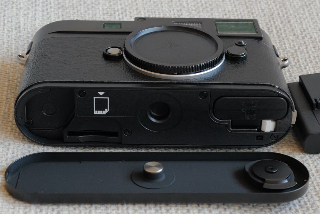 Leica M Monochrom シャッター4100回台 CCD対策品