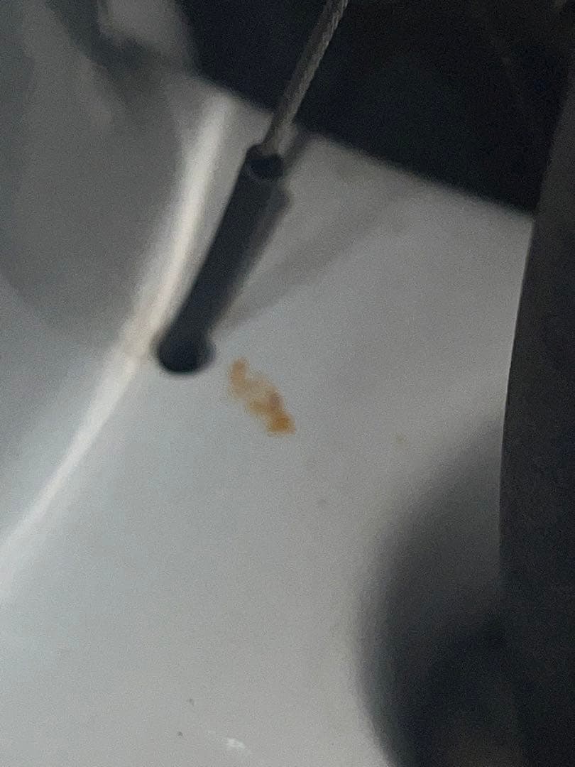 完成車 ホイール違います