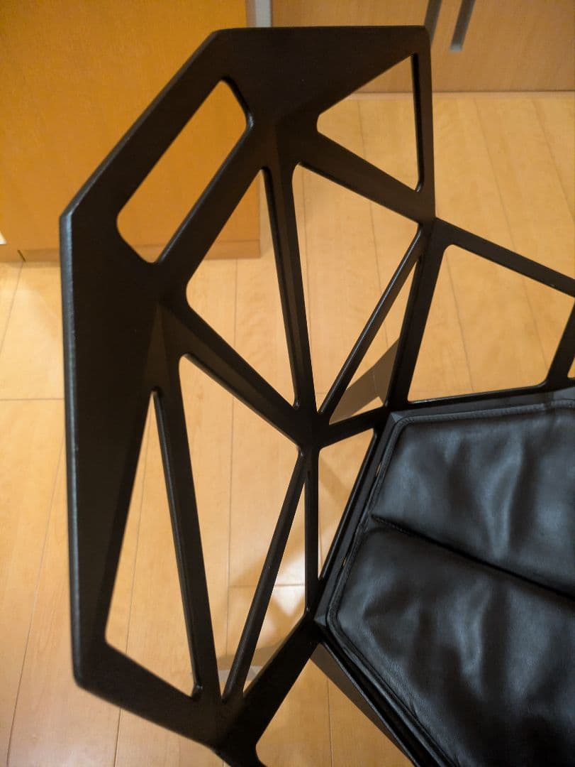 送込美品！MAGIS chair one革座面付きデザイナー椅子
