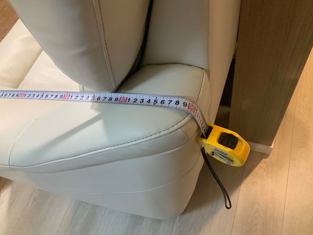 ３人掛けソファ　アイボリー　東京インテリア