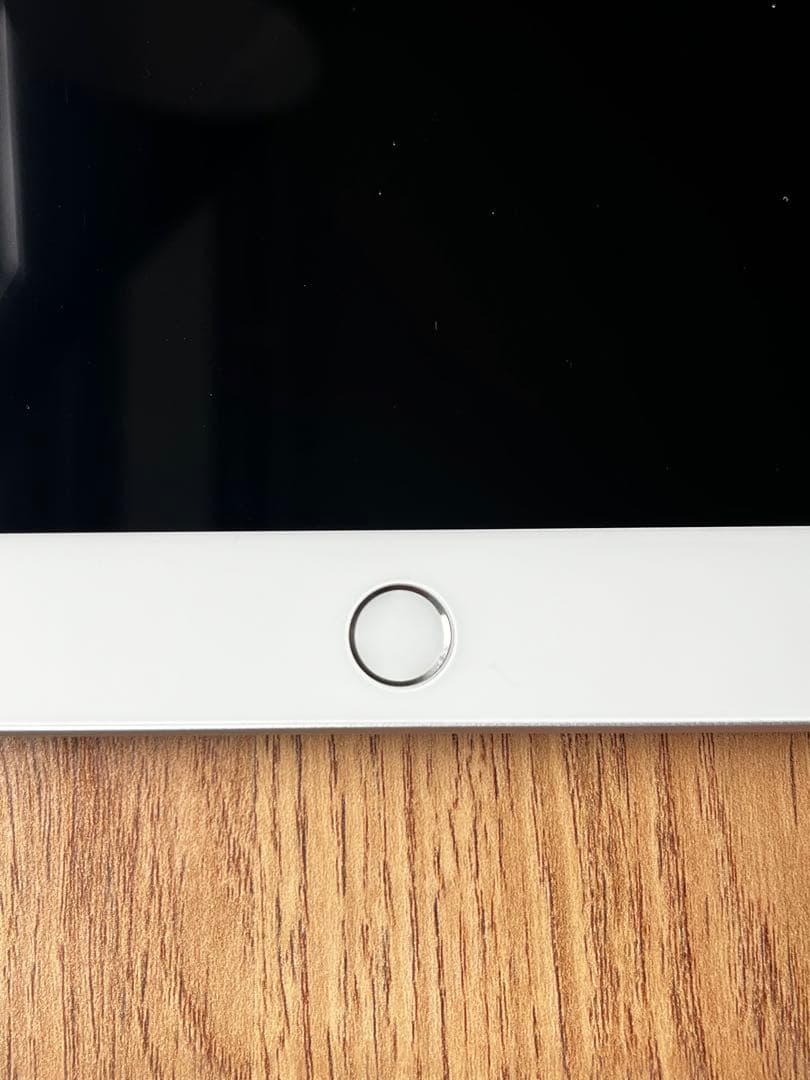 【中古】 iPad 第6世代Wi-Fi+Cellular スペースグレイ