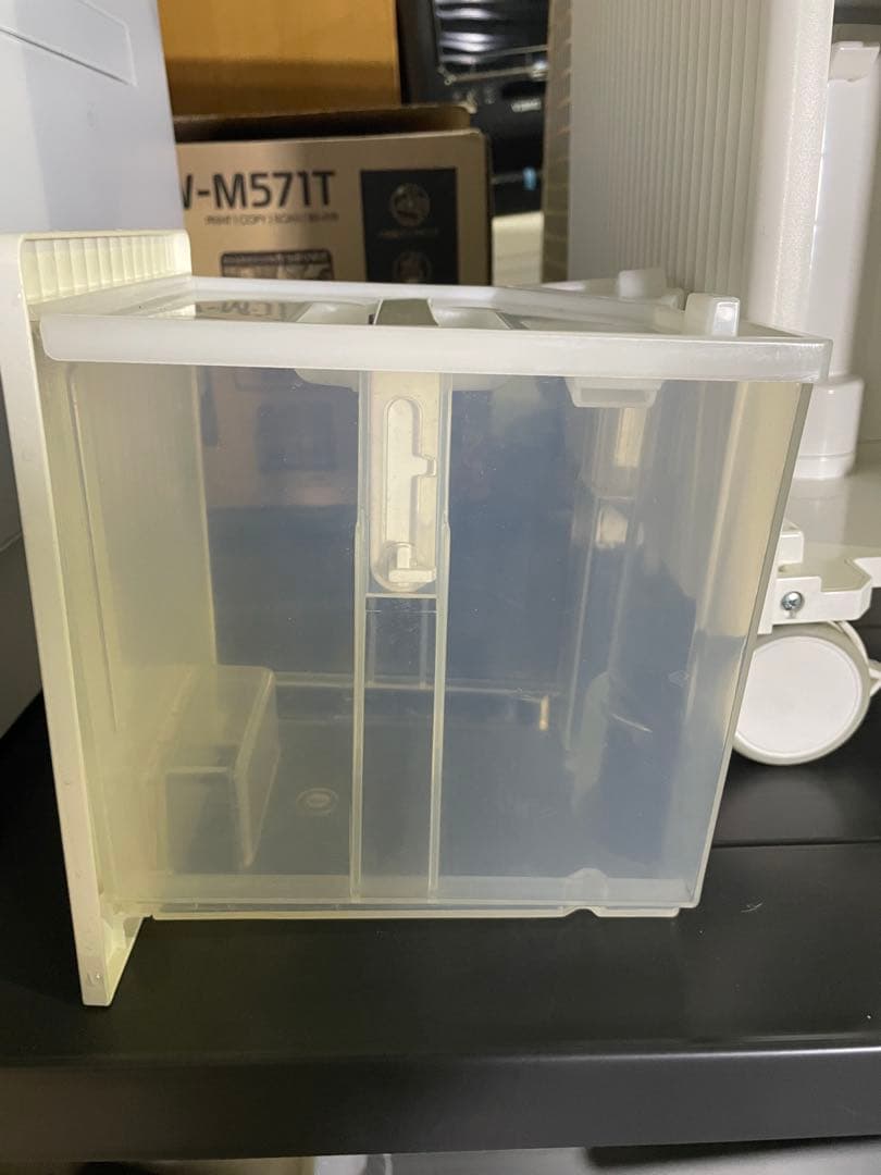 2020年製 cado 除湿機 DH-C7100