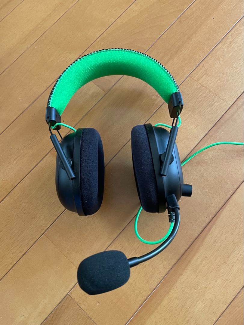 Razer BlackShark V2 + USBサウンドカード 美品ヘッドホン