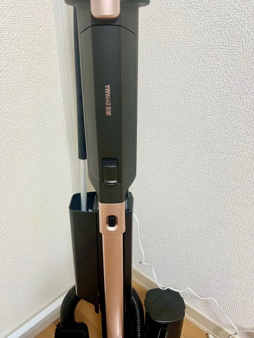 極細軽量スティッククリーナー SBD-F2P-P アイリスオーヤマ 2023年