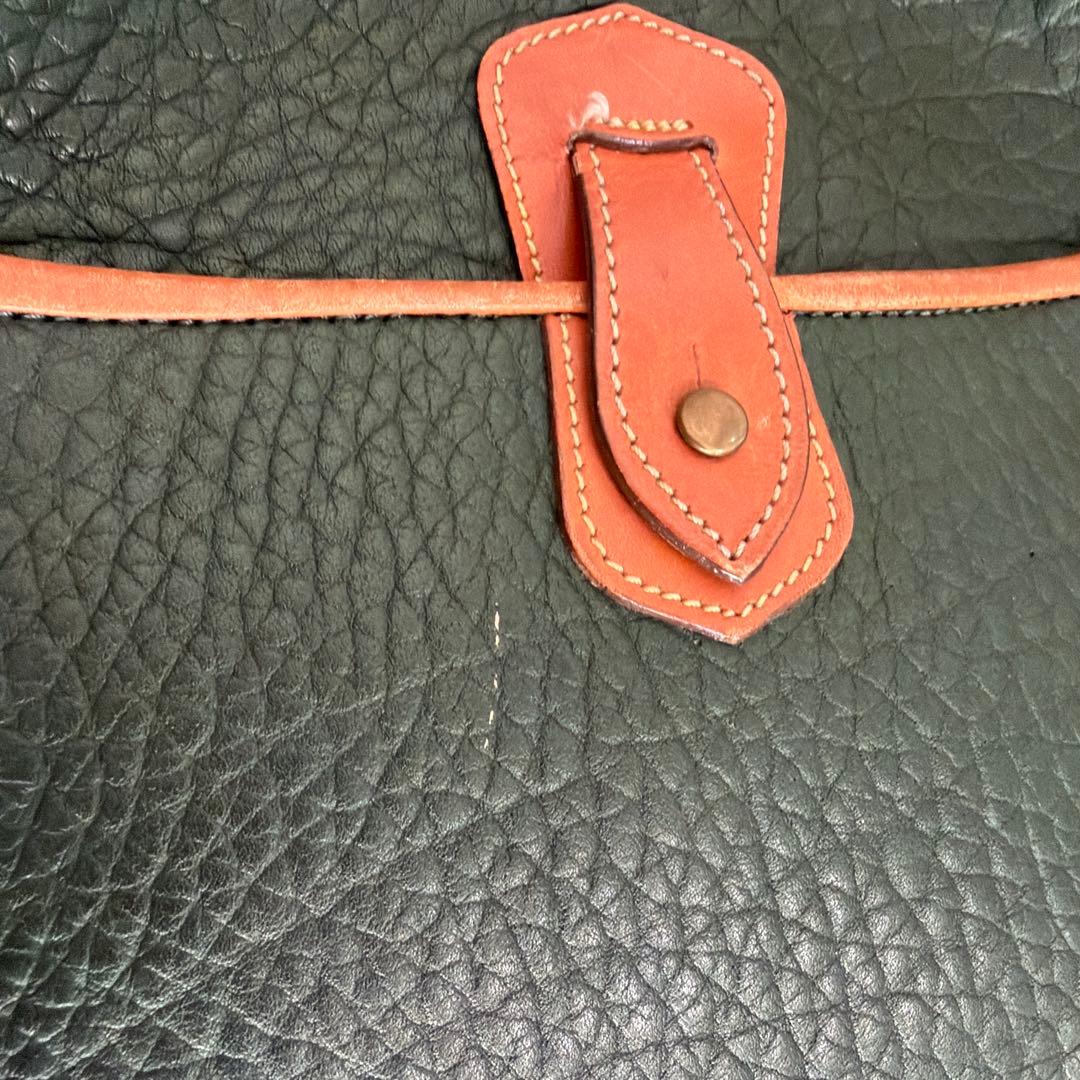 Dooney & Bourke グリーンショルダーバッグ