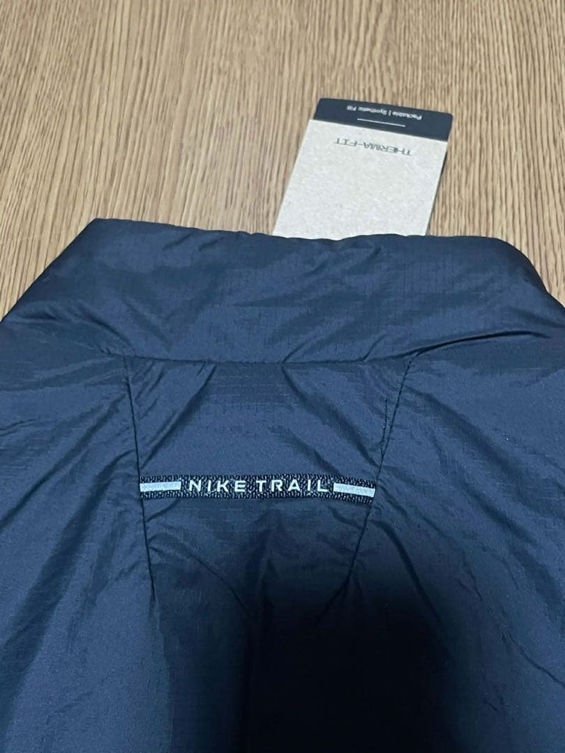 L ナイキ ランディビジョン エアロレイヤー ベスト FZ0002-010