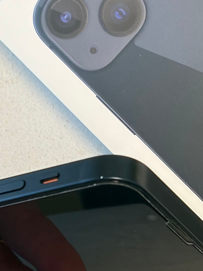 Apple iPhone 13 mini ブラック 本体