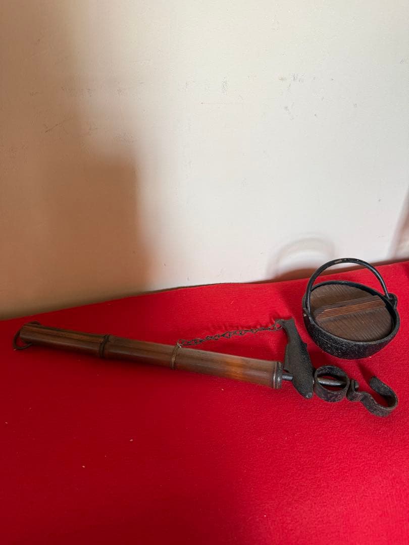 自在鉤・鉄器・昭和レトロ　アンティーク　古物　囲炉裏　鉄鍋　昭和