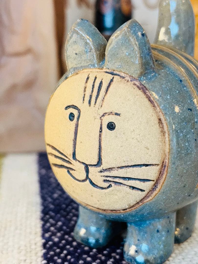 リサラーソン　MEMAGARI ネコ