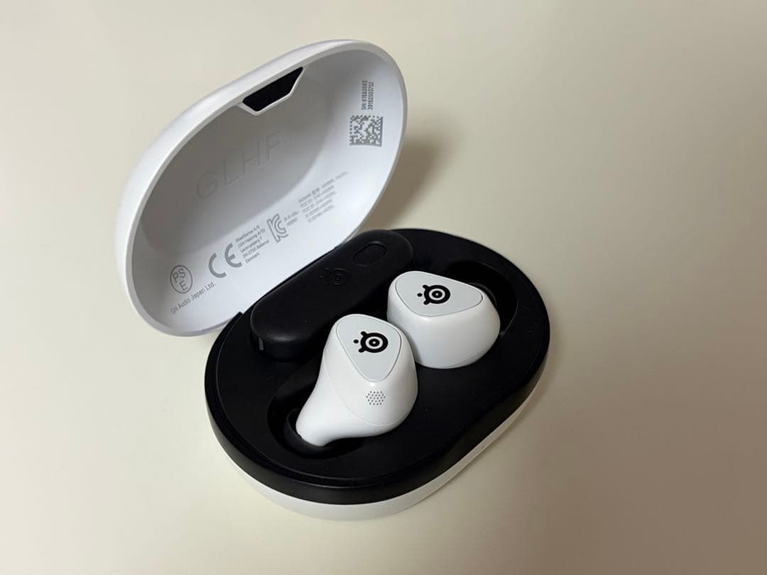 SteelSeries Arctis GameBuds ワイヤレスイヤホン