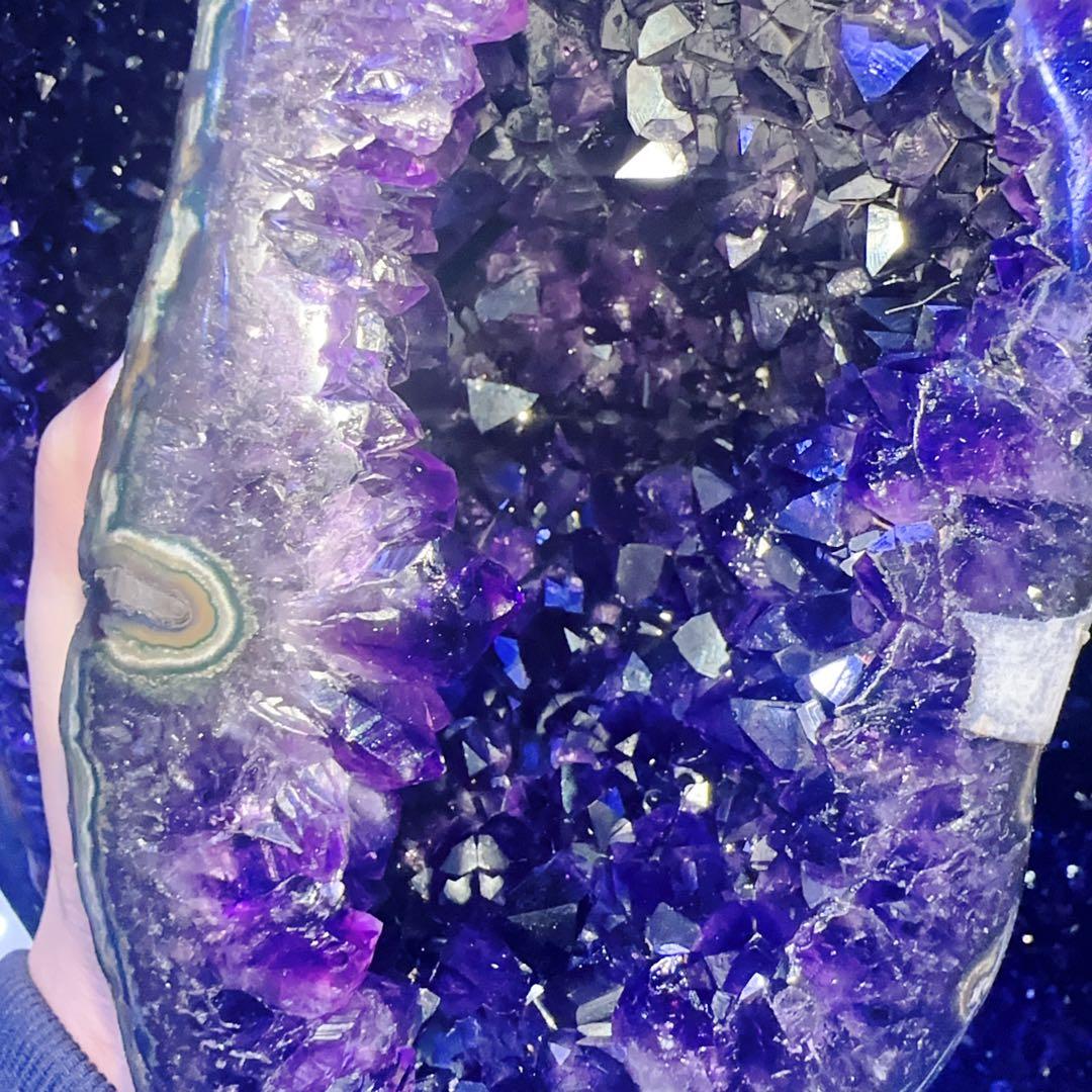 天然石アメジストのドーム　置物　台座付きG.40