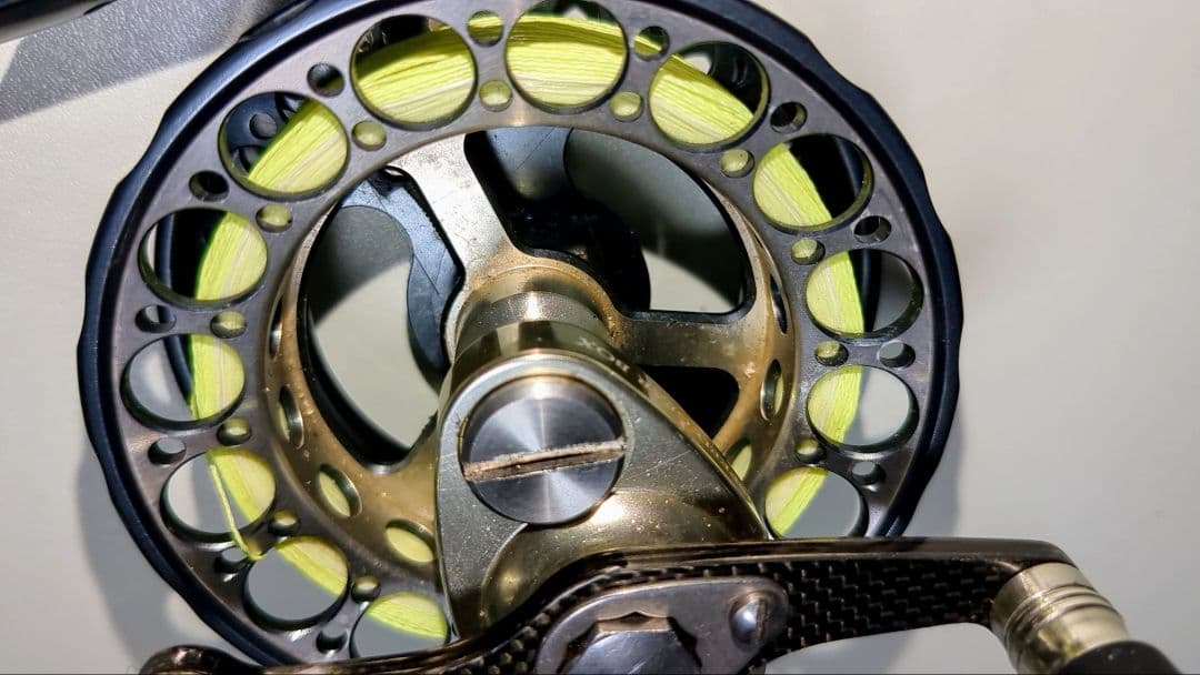 黒鯛工房落し込みリールZ75-BG HISPEED