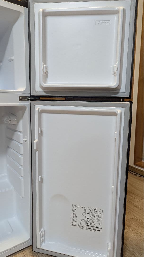 冷蔵庫　一人暮らし　maxzen　138L　黒　 2021年製