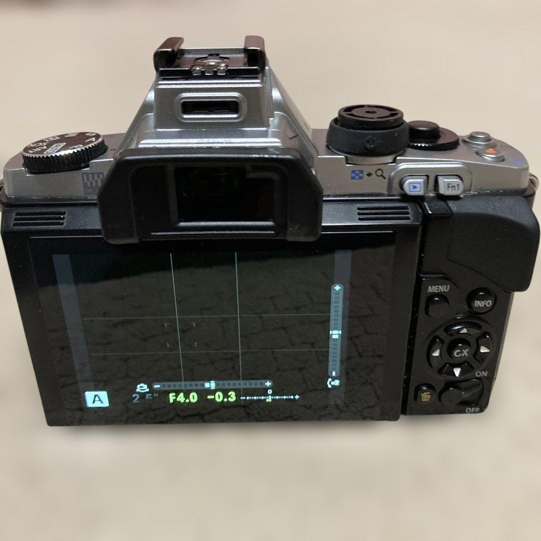 OLYMPUS ミラーレス一眼カメラ 本体