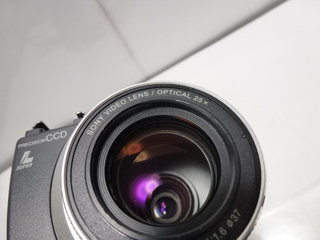 希少　動作品　SONY ソニービデオカメラ　 DCR-TRV620　8mmテープ