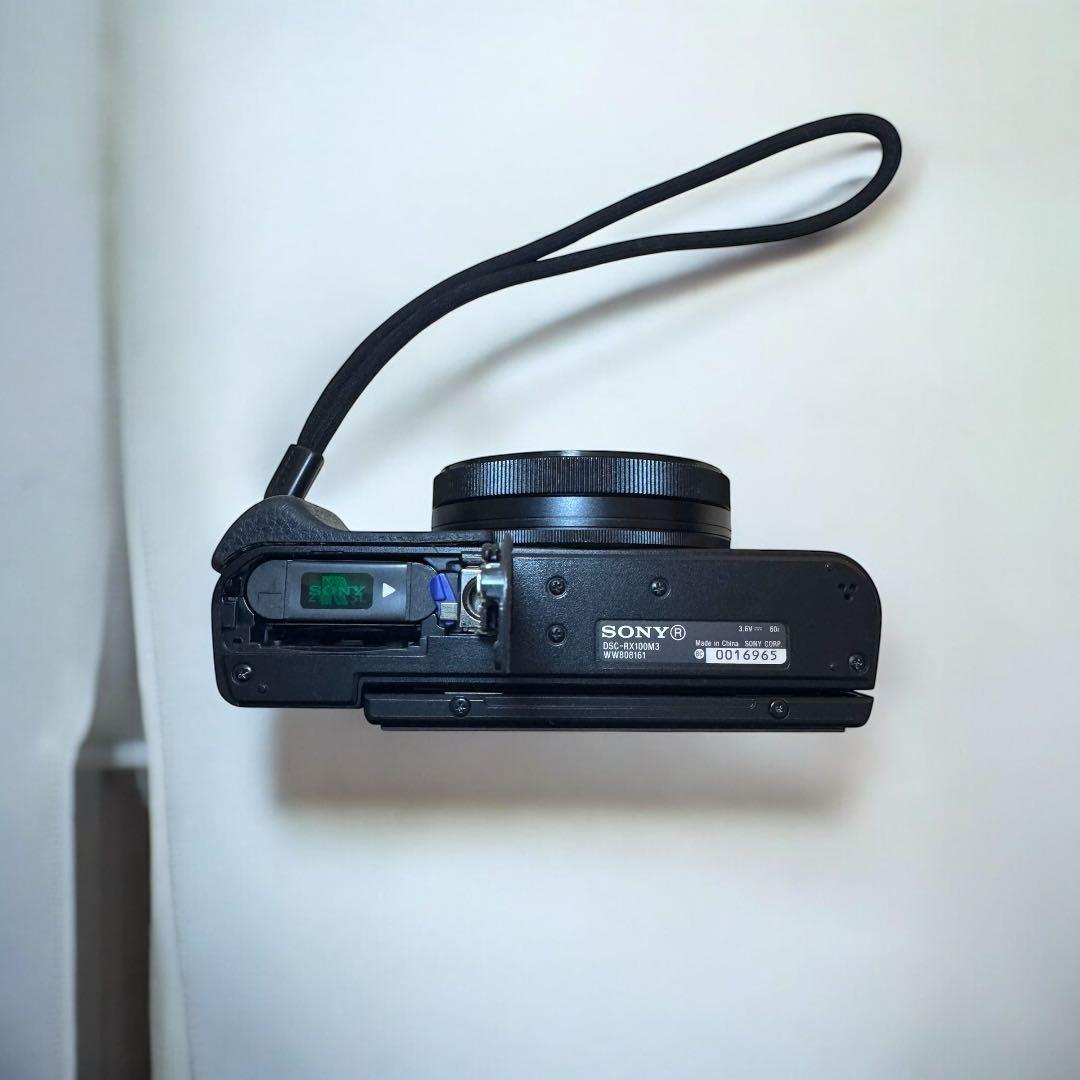 美品☆SONY RX100M3 コンパクトデジタルカメラ　付属品完備