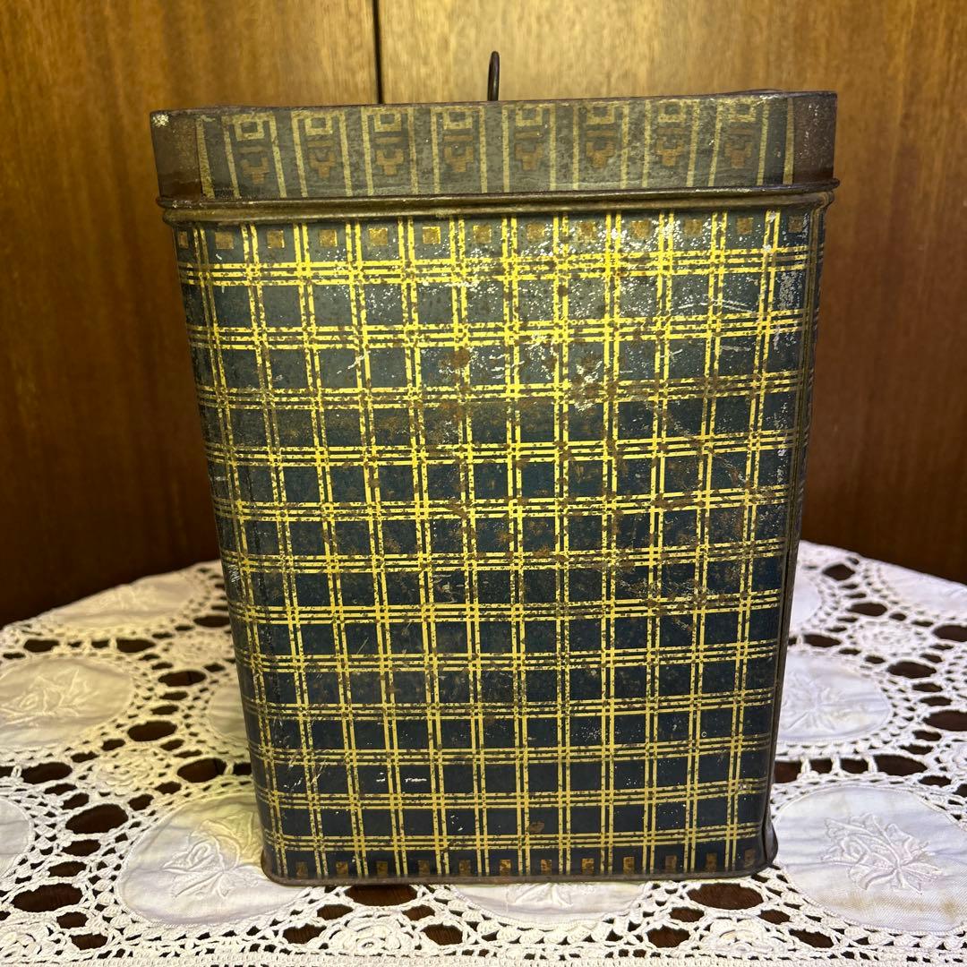 稀少ヴィンテージガラス窓付きブリキ缶 クリスマス 聖フランシスコ/ツリーと動物