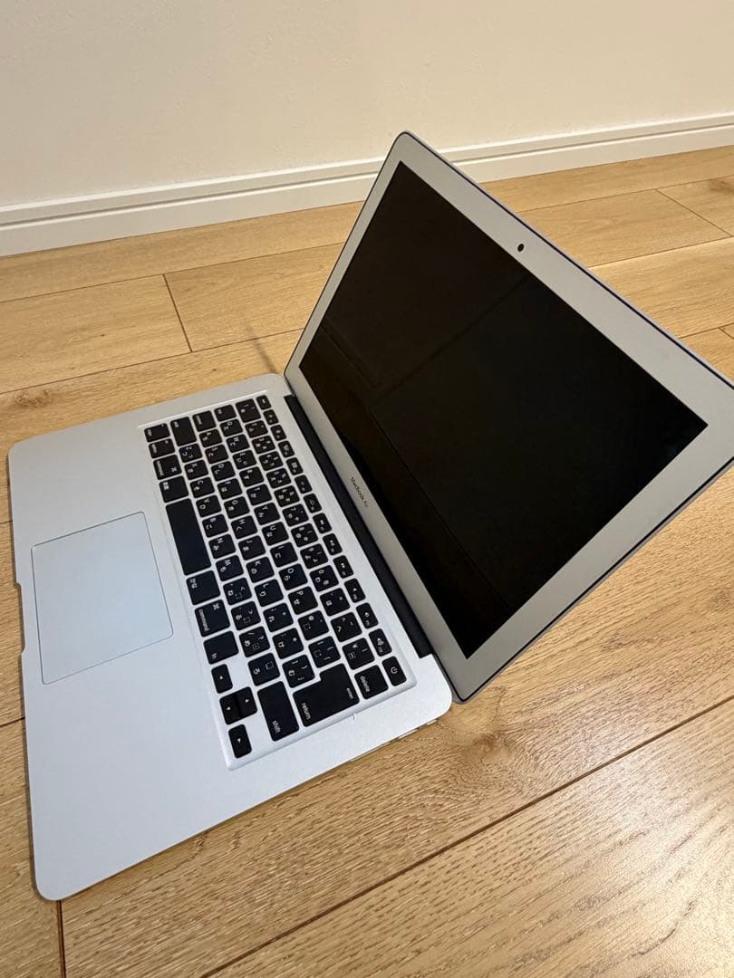 MacBook本体 MacBook Air 13-inch 2017 / 8GB / 256GB