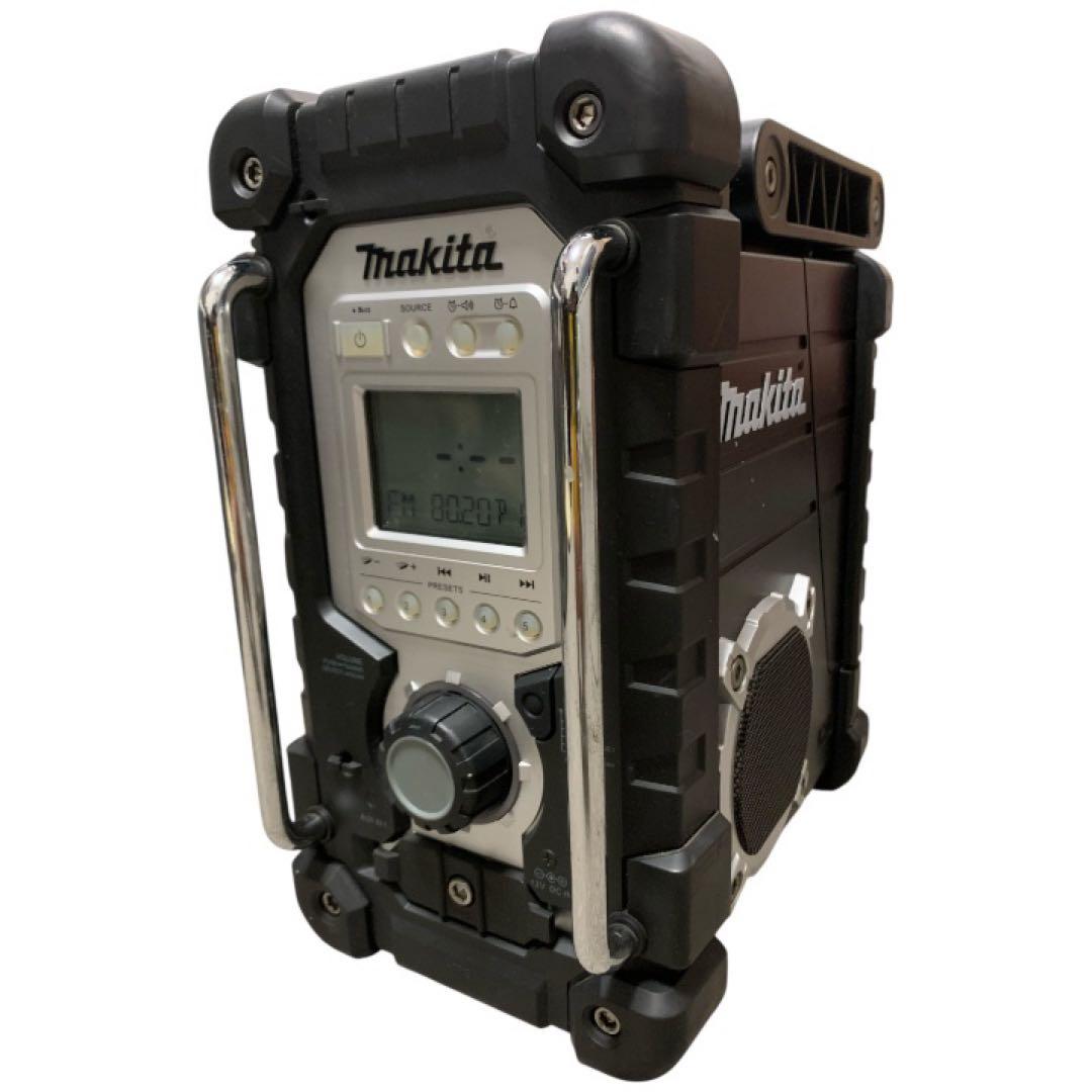 美品！makita充電式ラジオMR103B　動作良好バッテリー付き　現場ラジオ