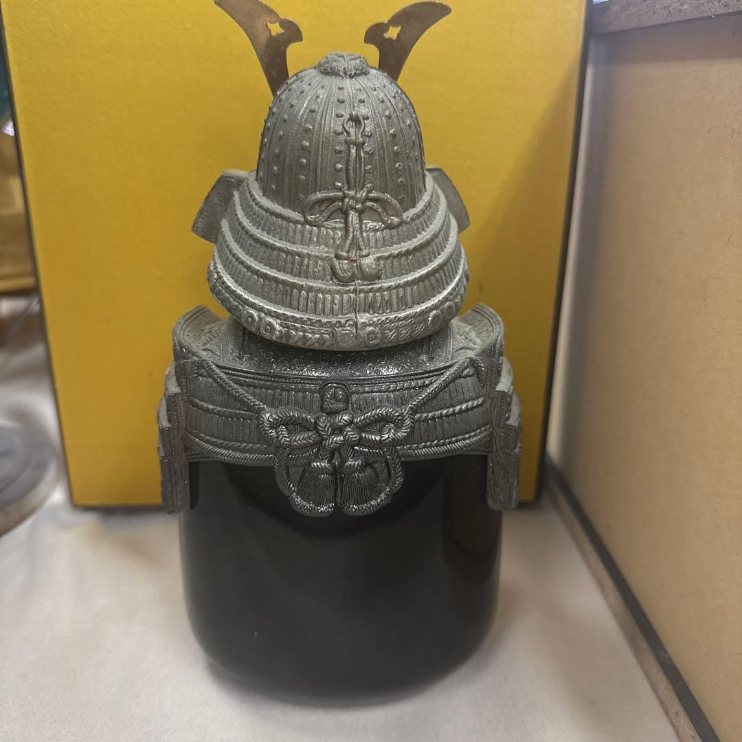 NIKKA WHISKY 武士の頭部デザイン陶器　ボトルキャップ